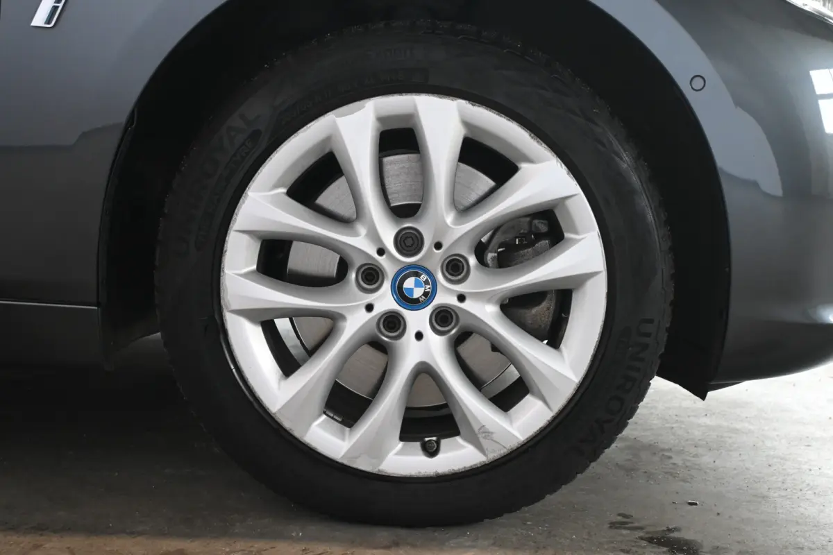 225xe iPerformance xDrive Executive Automaat Navigatie Goed Onderhouden! Inruil Mogelijk!