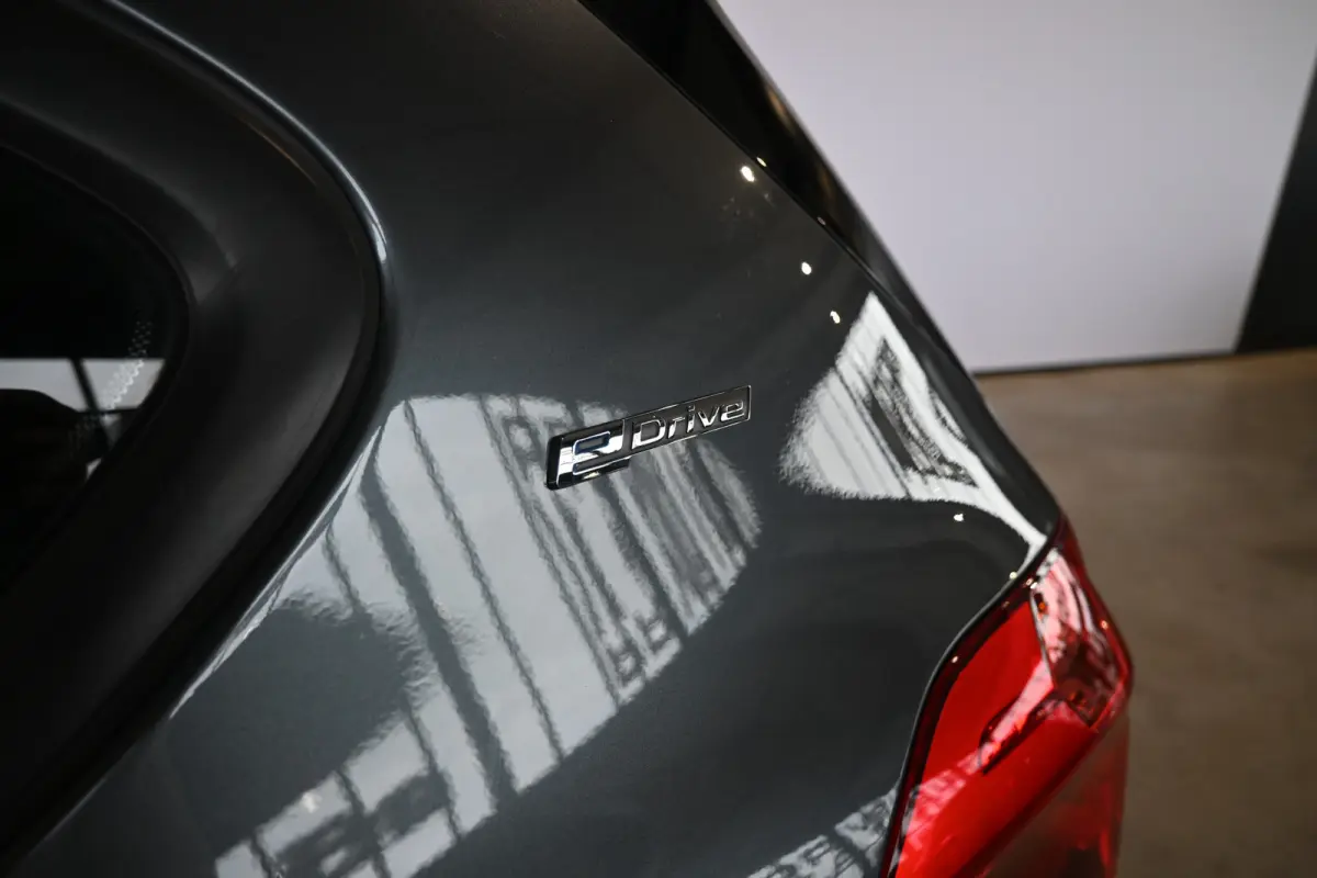 225xe iPerformance xDrive Executive Automaat Navigatie Goed Onderhouden! Inruil Mogelijk!