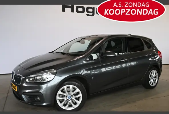 225xe iPerformance xDrive Executive Automaat Navigatie Goed Onderhouden! Inruil Mogelijk!