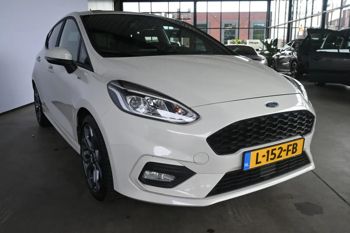 1.0 EcoBoost ST-Line Navigatie Stuur/Stoelverwarming LED Carplay Rijklaarprijs! Inruil Mogelijk!