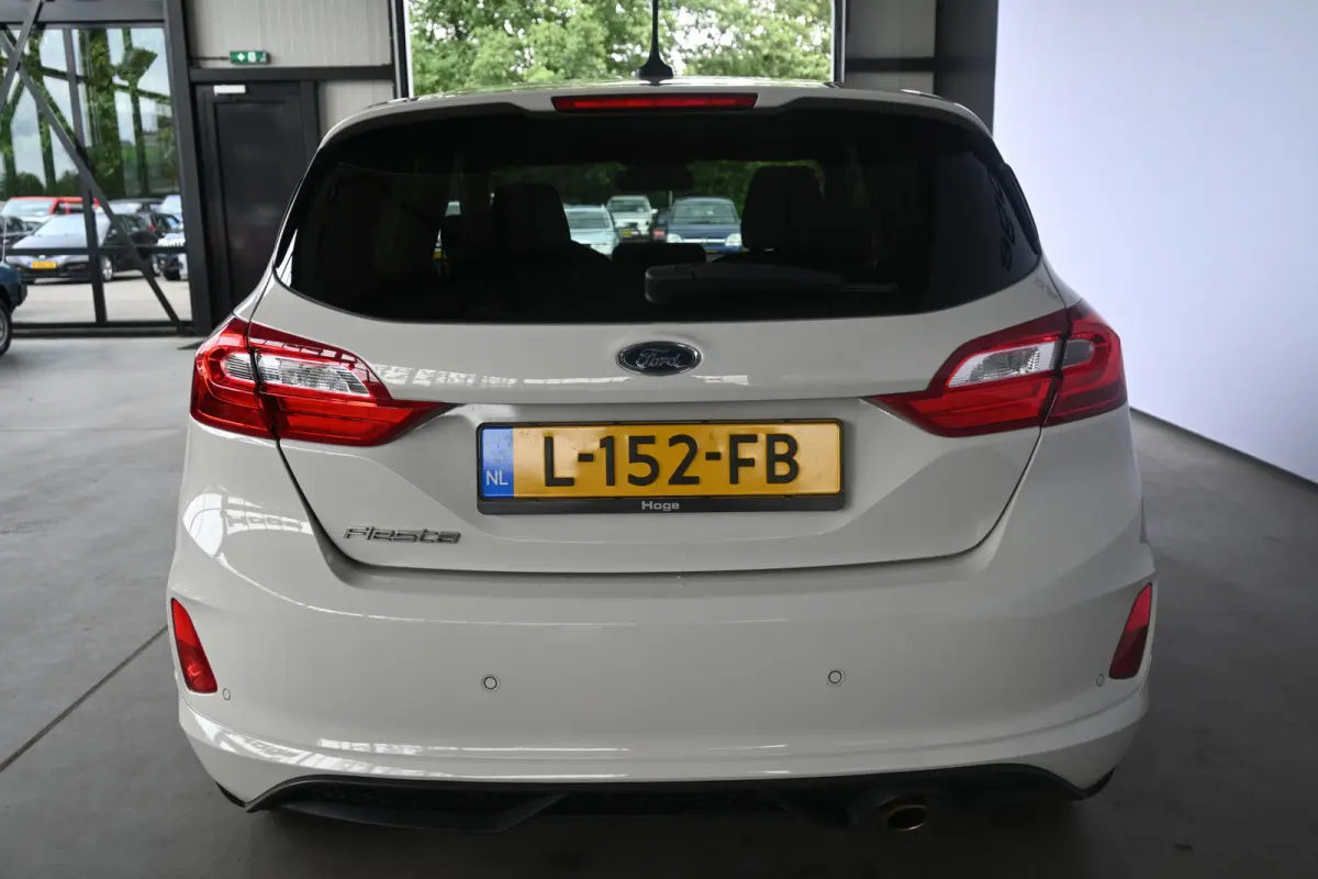 1.0 EcoBoost ST-Line Navigatie Stuur/Stoelverwarming LED Carplay Rijklaarprijs! Inruil Mogelijk!