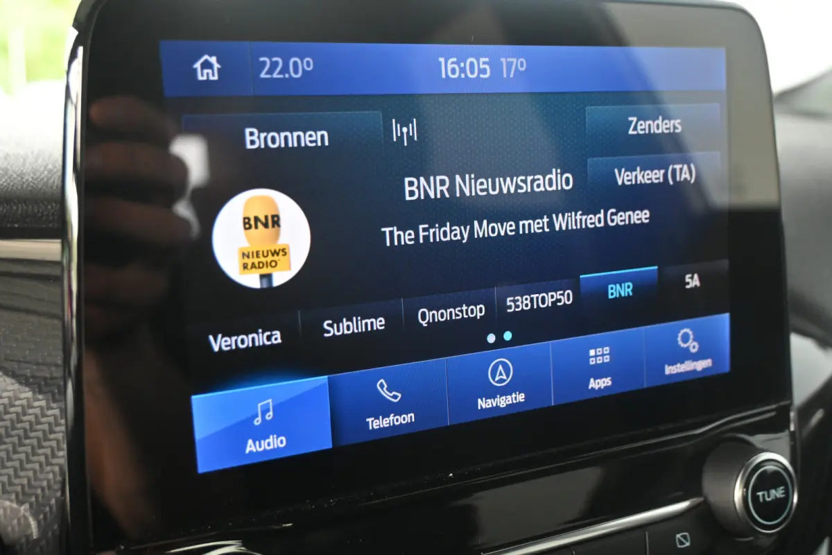 1.0 EcoBoost ST-Line Navigatie Stuur/Stoelverwarming LED Carplay Rijklaarprijs! Inruil Mogelijk!