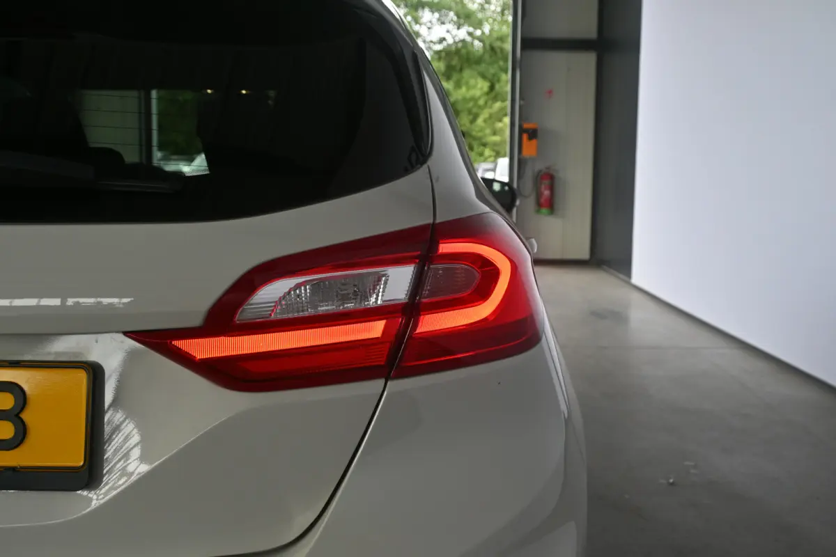 1.0 EcoBoost ST-Line Navigatie Stuur/Stoelverwarming LED Carplay Rijklaarprijs! Inruil Mogelijk!