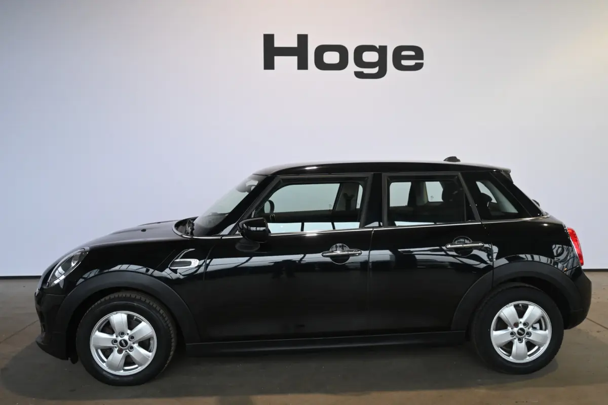 Mini 1.5 Airco Navigatie LED Cruise Control Direct Leverbaar! Rijklaarprijs Inruil Mogelijk!