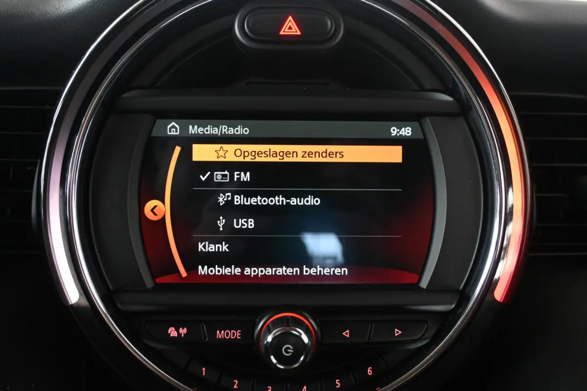 Mini 1.5 Airco Navigatie LED Cruise Control Direct Leverbaar! Rijklaarprijs Inruil Mogelijk!