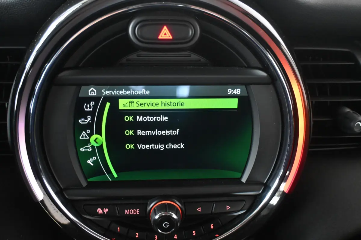 Mini 1.5 Airco Navigatie LED Cruise Control Direct Leverbaar! Rijklaarprijs Inruil Mogelijk!