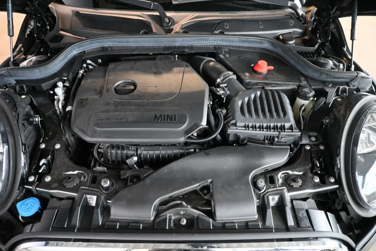 Mini 1.5 Airco Navigatie LED Cruise Control Direct Leverbaar! Rijklaarprijs Inruil Mogelijk!