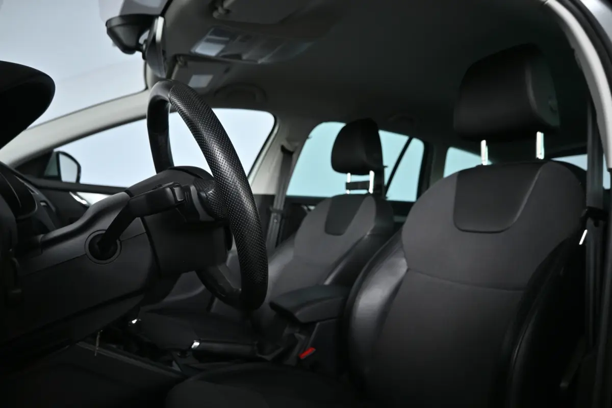1.0 TSI Greentech Ambition Business Automaat Navigatie Stoelverwarming Rijklaarprijs! Inruil Mogelijk!