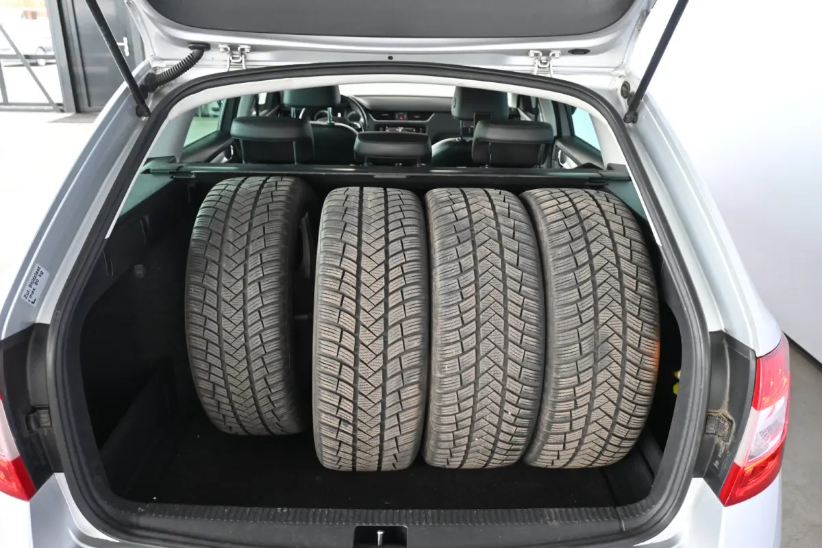 1.0 TSI Greentech Ambition Business Automaat Navigatie Stoelverwarming Rijklaarprijs! Inruil Mogelijk!