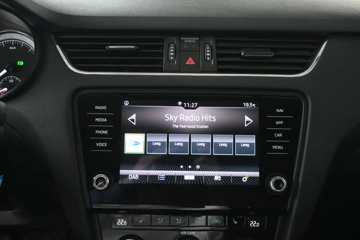 1.0 TSI Greentech Ambition Business Automaat Navigatie Stoelverwarming Rijklaarprijs! Inruil Mogelijk!