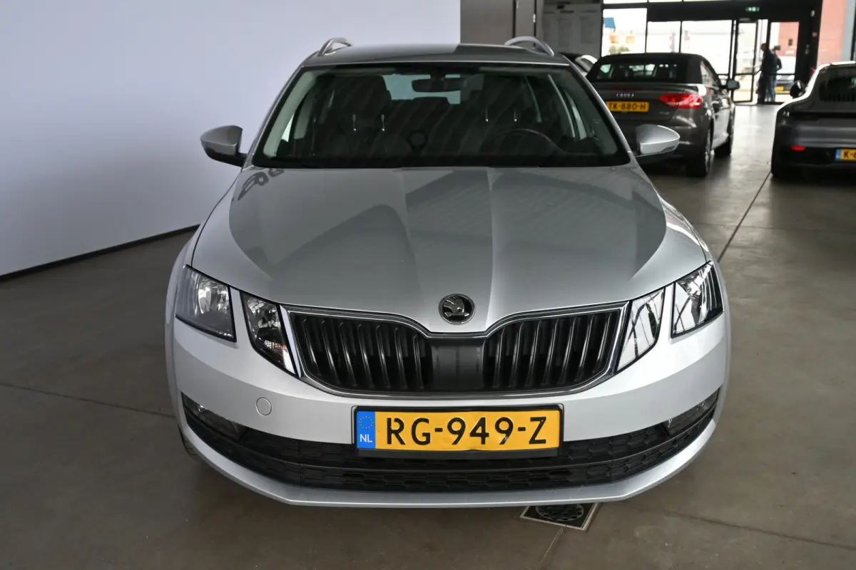 1.0 TSI Greentech Ambition Business Automaat Navigatie Stoelverwarming Rijklaarprijs! Inruil Mogelijk!