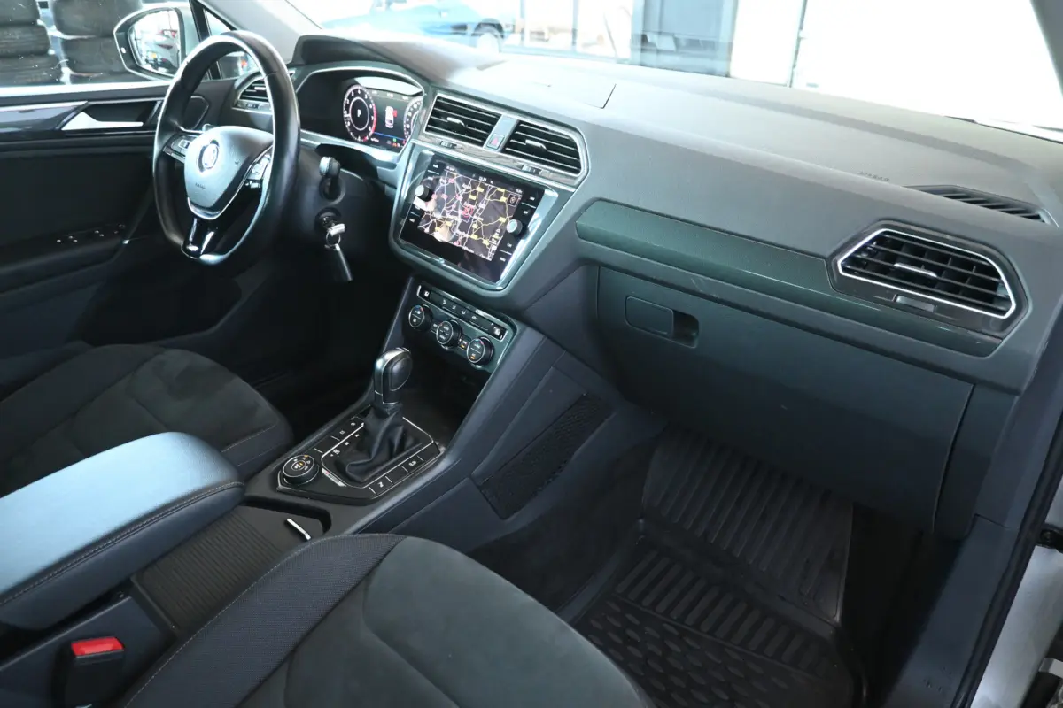 1.4 TSI Automaat 4Motion Highline Clima Virtual Cockpit Navigatie CarPlay Cruise control Inruil Mogelijk!