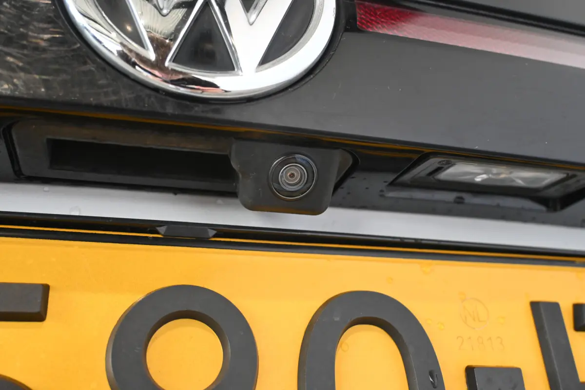 1.0 TSI Life Clima Cruise Control Navigatie Carplay Camera Rijklaarprijs Inruil Mogelijk!