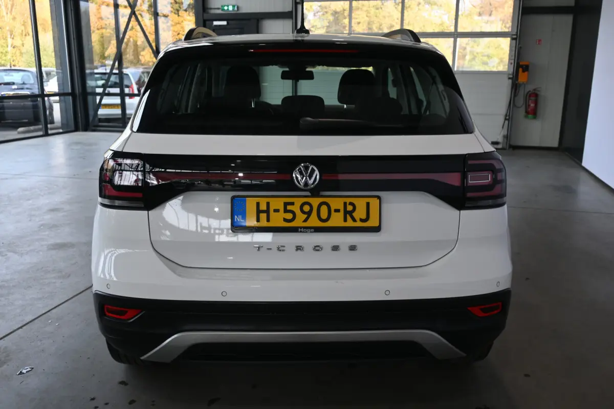 1.0 TSI Life Clima Cruise Control Navigatie Carplay Camera Rijklaarprijs Inruil Mogelijk!