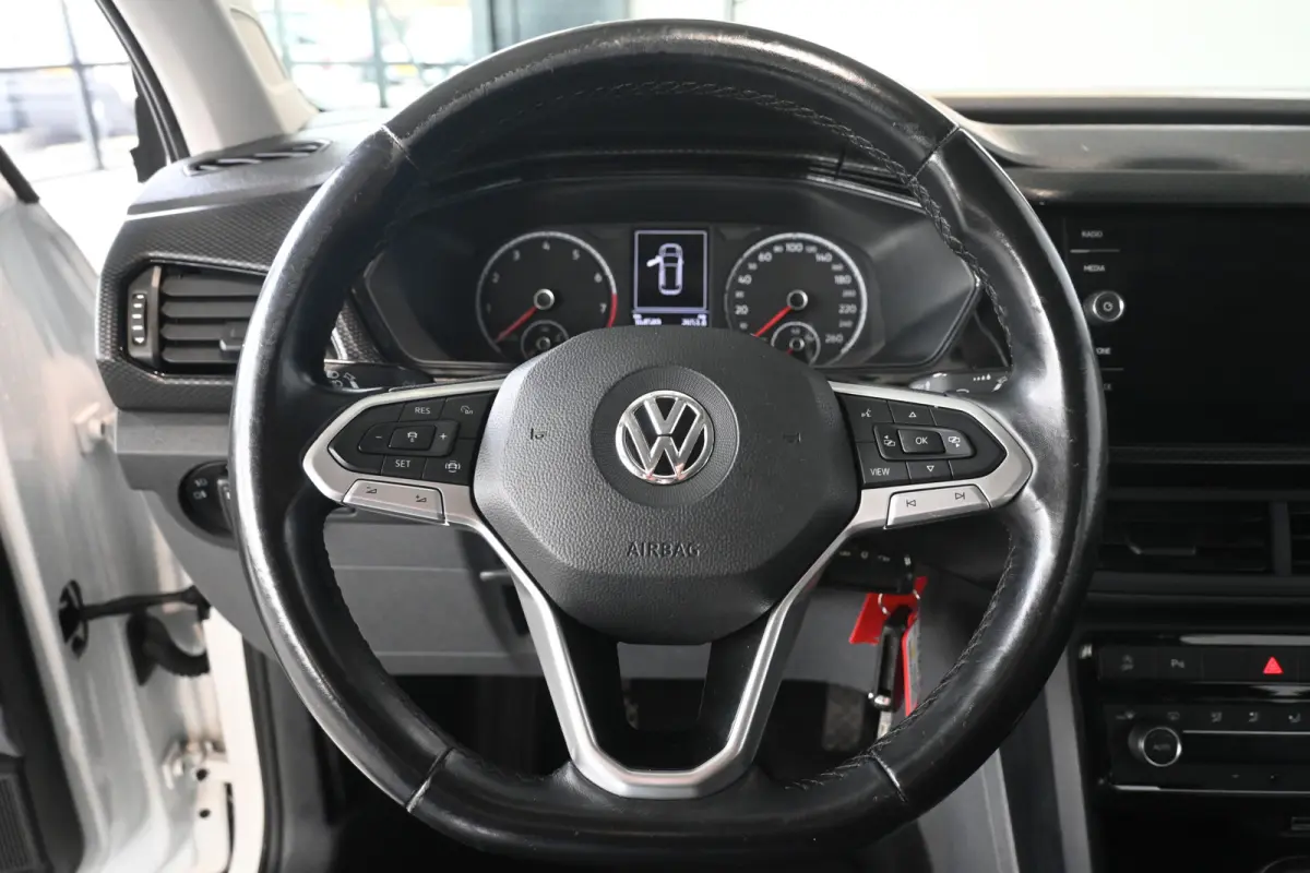 1.0 TSI Life Clima Cruise Control Navigatie Carplay Camera Rijklaarprijs Inruil Mogelijk!