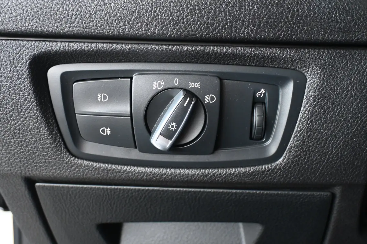 116i Sport Cima Navigatie Pdc Cruise Control LED Stoelverwarming Inruil Mogelijk!