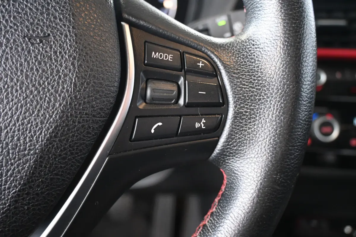 116i Sport Cima Navigatie Pdc Cruise Control LED Stoelverwarming Inruil Mogelijk!