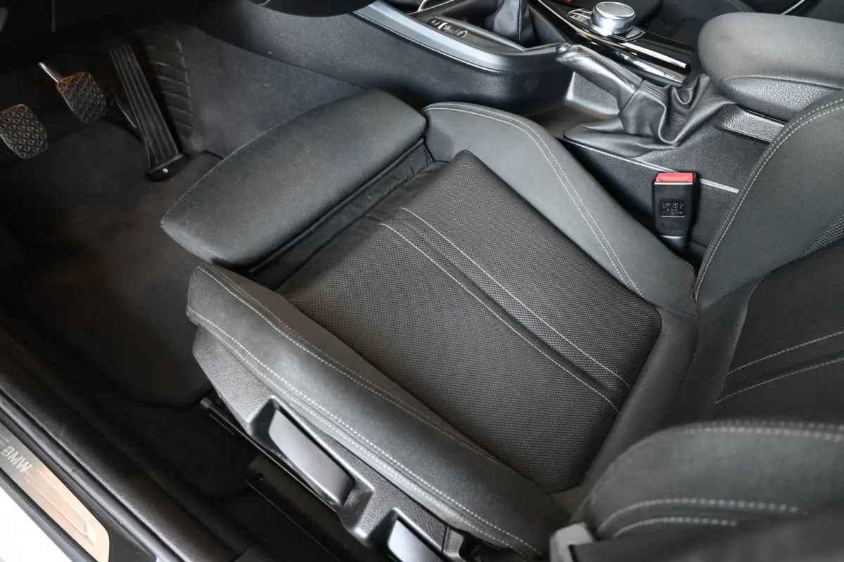 116i Sport Cima Navigatie Pdc Cruise Control LED Stoelverwarming Inruil Mogelijk!