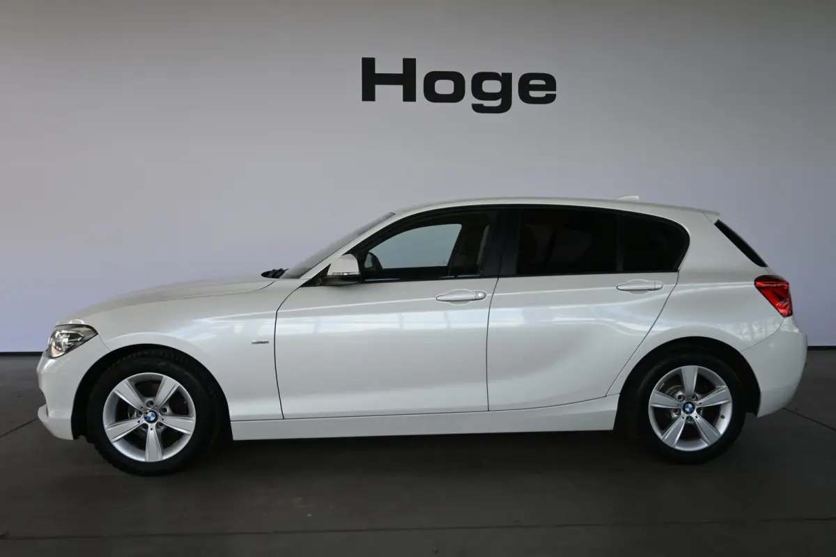 116i Sport Cima Navigatie Pdc Cruise Control LED Stoelverwarming Inruil Mogelijk!