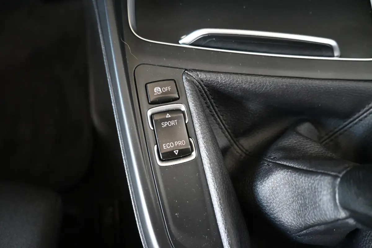 116i Sport Cima Navigatie Pdc Cruise Control LED Stoelverwarming Inruil Mogelijk!
