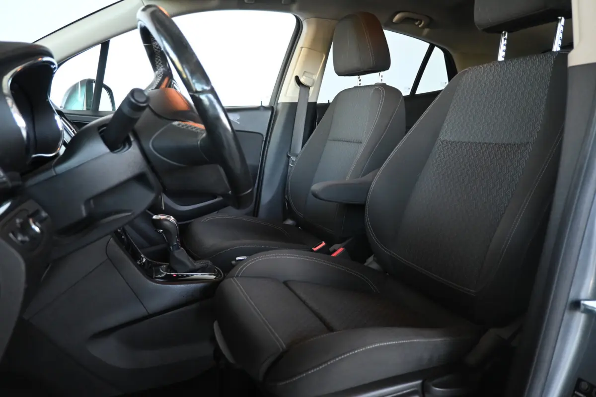1.4 Turbo Innovation Automaat Cruise control Airco Trekhaak Camera Stoelverwarming Inruil Mogelijk!
