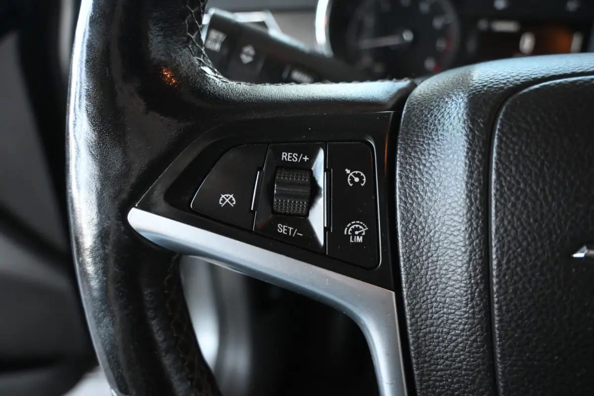 1.4 Turbo Innovation Automaat Cruise control Airco Trekhaak Camera Stoelverwarming Inruil Mogelijk!