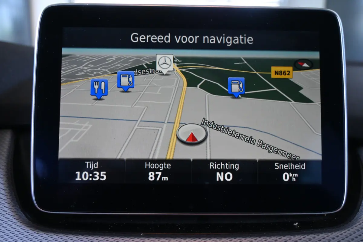 180 Ambition Automaat Cruise Airco Navigatie Trekhaak Panoramdak 1e Eigenaar Inruil Mogelijk!
