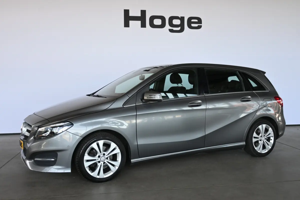 180 Ambition Automaat Cruise Airco Navigatie Trekhaak Panoramdak 1e Eigenaar Inruil Mogelijk!