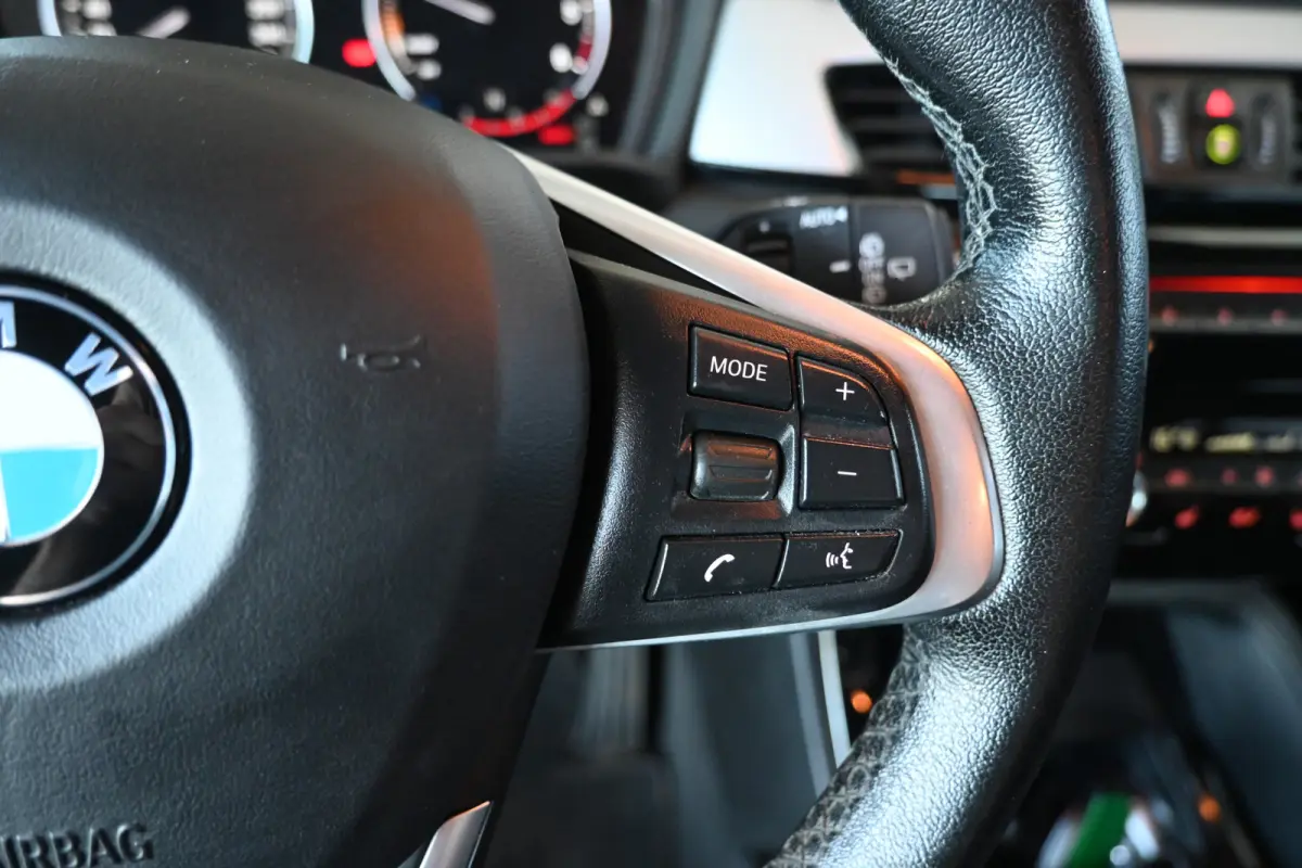sDrive16d High Executive M-Sport Edition Clima Navigatie Head-Up Rijklaarprijs Inruil Mogelijk!