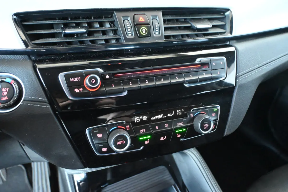 sDrive16d High Executive M-Sport Edition Clima Navigatie Head-Up Rijklaarprijs Inruil Mogelijk!