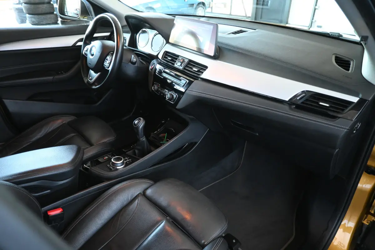 sDrive16d High Executive M-Sport Edition Clima Navigatie Head-Up Rijklaarprijs Inruil Mogelijk!