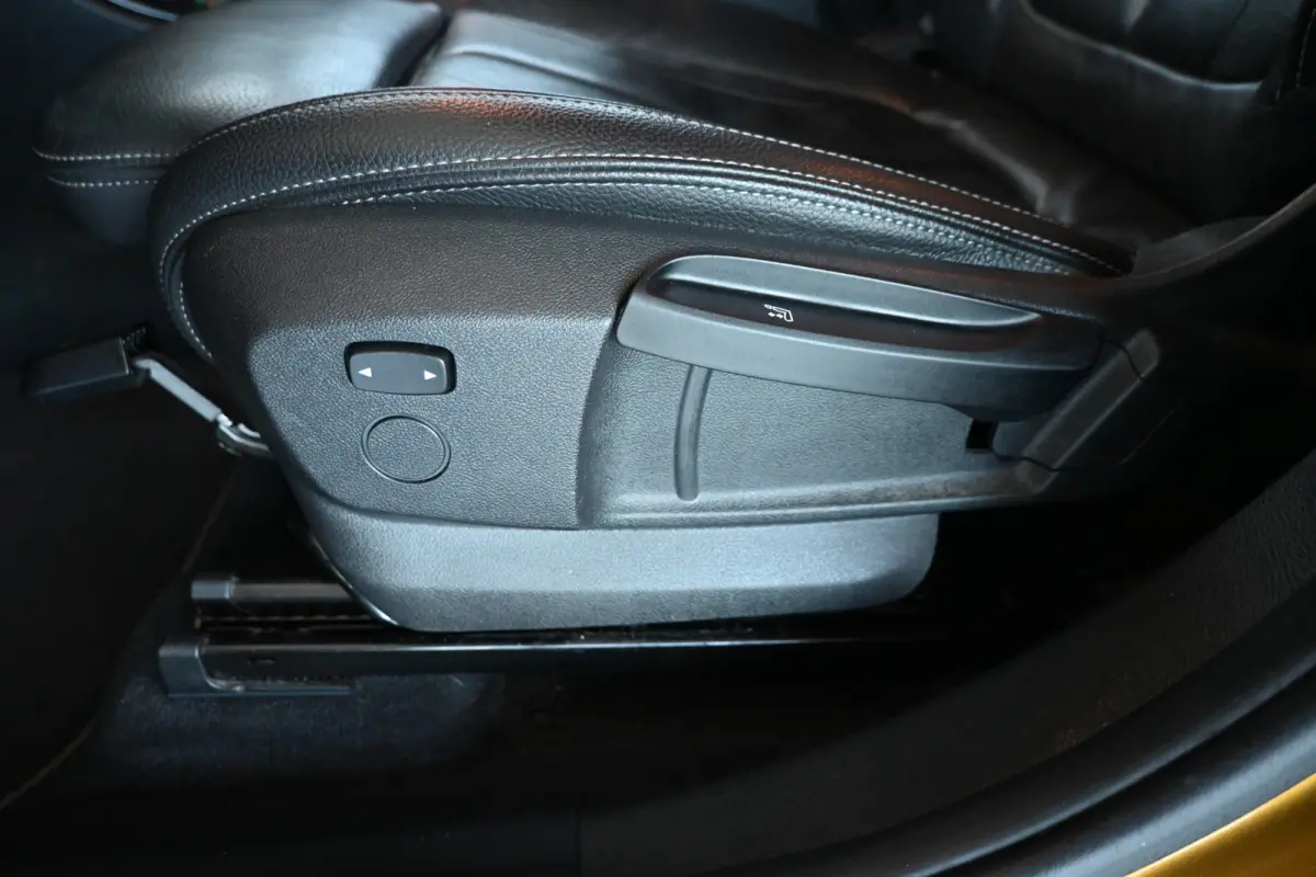 sDrive16d High Executive M-Sport Edition Clima Navigatie Head-Up Rijklaarprijs Inruil Mogelijk!