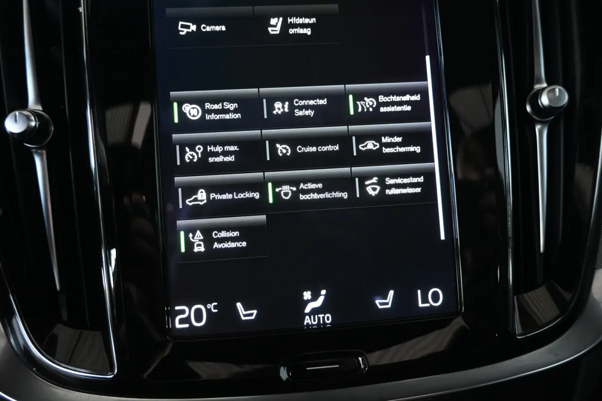2.0 T8 Plug-in hybrid AWD Plus Bright SOH 98% Panoramdak Stoelverwarming Carplay Led Adaptieve Cruise Clima Lane Assist Camera 100% Onderhouden! Inruil Mogelijk!
