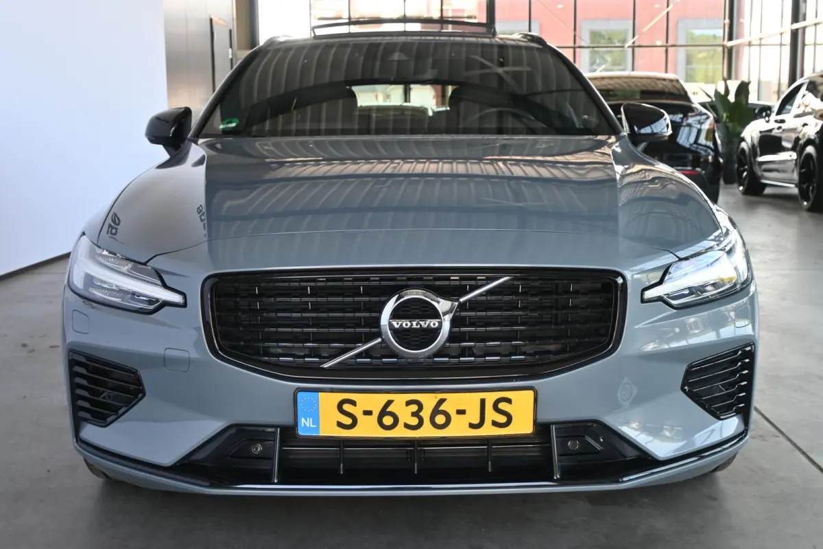 2.0 T8 Plug-in hybrid AWD Plus Bright SOH 98% Panoramdak Stoelverwarming Carplay Led Adaptieve Cruise Clima Lane Assist Camera 100% Onderhouden! Inruil Mogelijk!