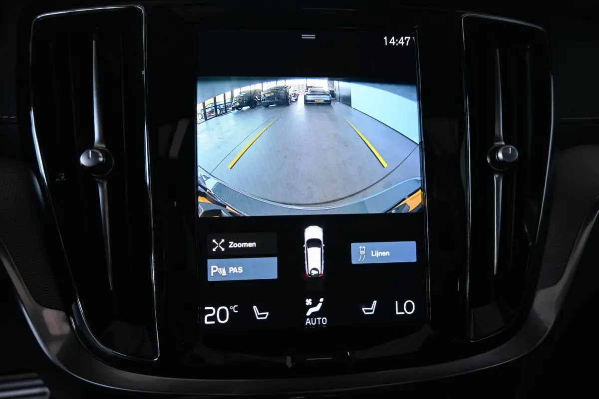 2.0 T8 Plug-in hybrid AWD Plus Bright SOH 98% Panoramdak Stoelverwarming Carplay Led Adaptieve Cruise Clima Lane Assist Camera 100% Onderhouden! Inruil Mogelijk!