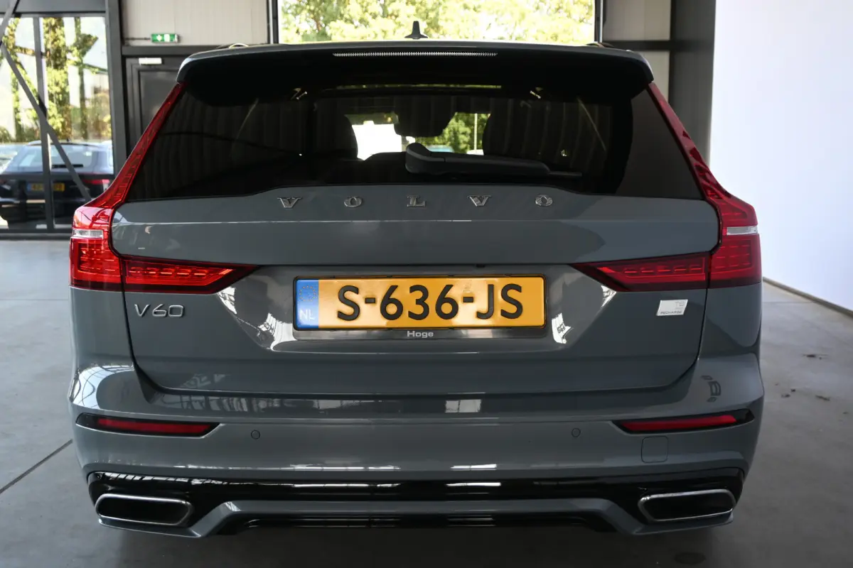 2.0 T8 Plug-in hybrid AWD Plus Bright SOH 98% Panoramdak Stoelverwarming Carplay Led Adaptieve Cruise Clima Lane Assist Camera 100% Onderhouden! Inruil Mogelijk!