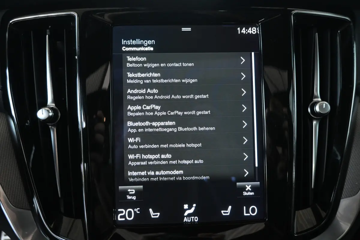 2.0 T8 Plug-in hybrid AWD Plus Bright SOH 98% Panoramdak Stoelverwarming Carplay Led Adaptieve Cruise Clima Lane Assist Camera 100% Onderhouden! Inruil Mogelijk!
