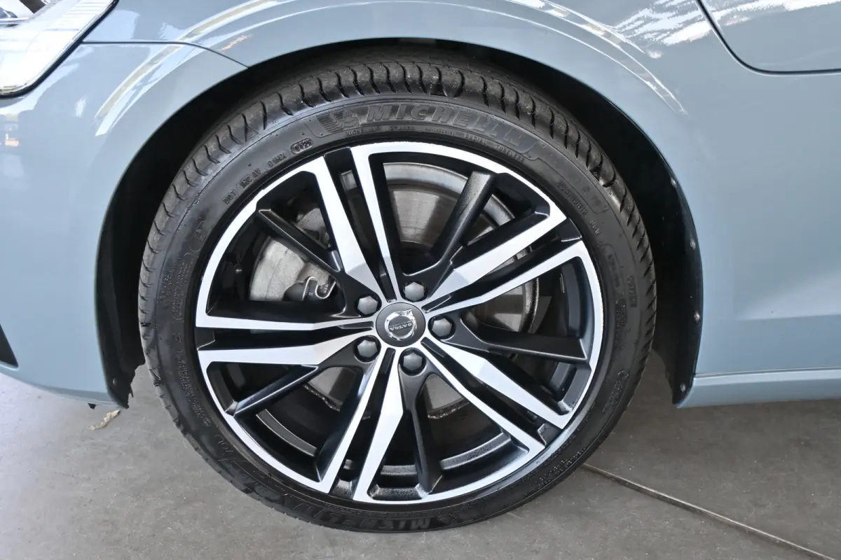 2.0 T8 Plug-in hybrid AWD Plus Bright SOH 98% Panoramdak Stoelverwarming Carplay Led Adaptieve Cruise Clima Lane Assist Camera 100% Onderhouden! Inruil Mogelijk!