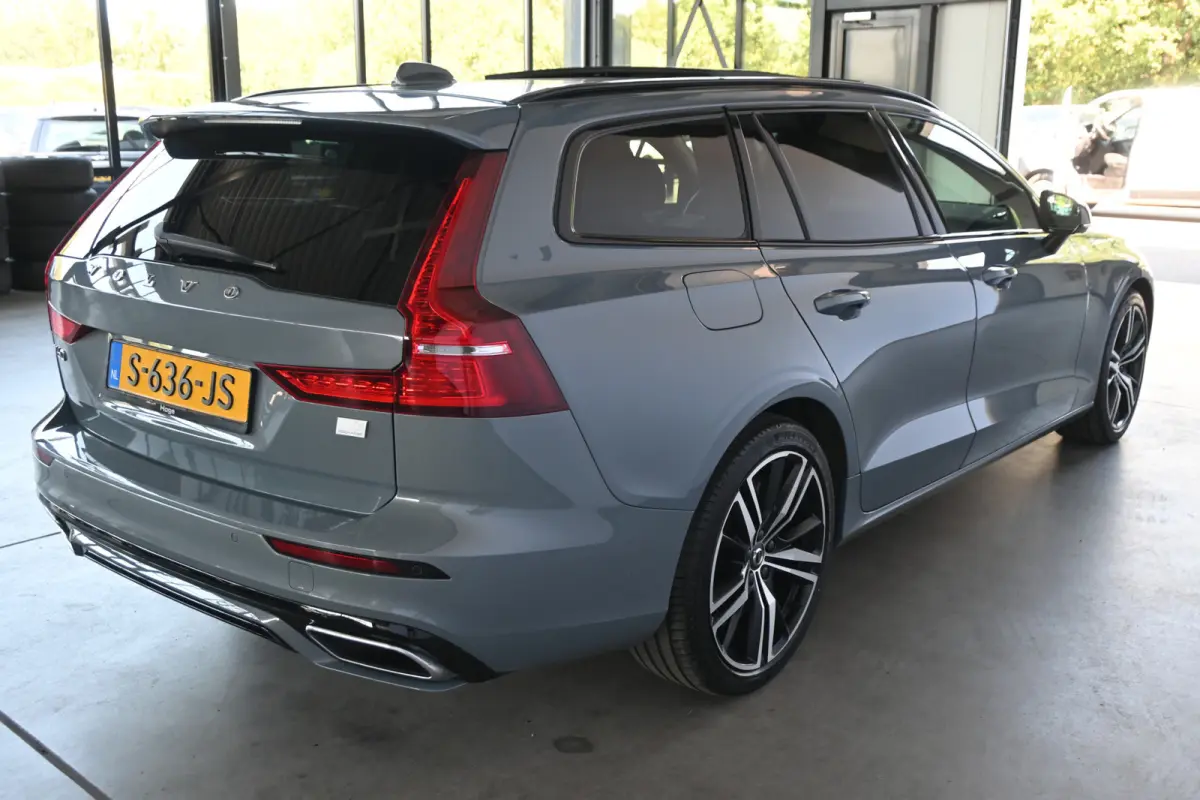 2.0 T8 Plug-in hybrid AWD Plus Bright SOH 98% Panoramdak Stoelverwarming Carplay Led Adaptieve Cruise Clima Lane Assist Camera 100% Onderhouden! Inruil Mogelijk!