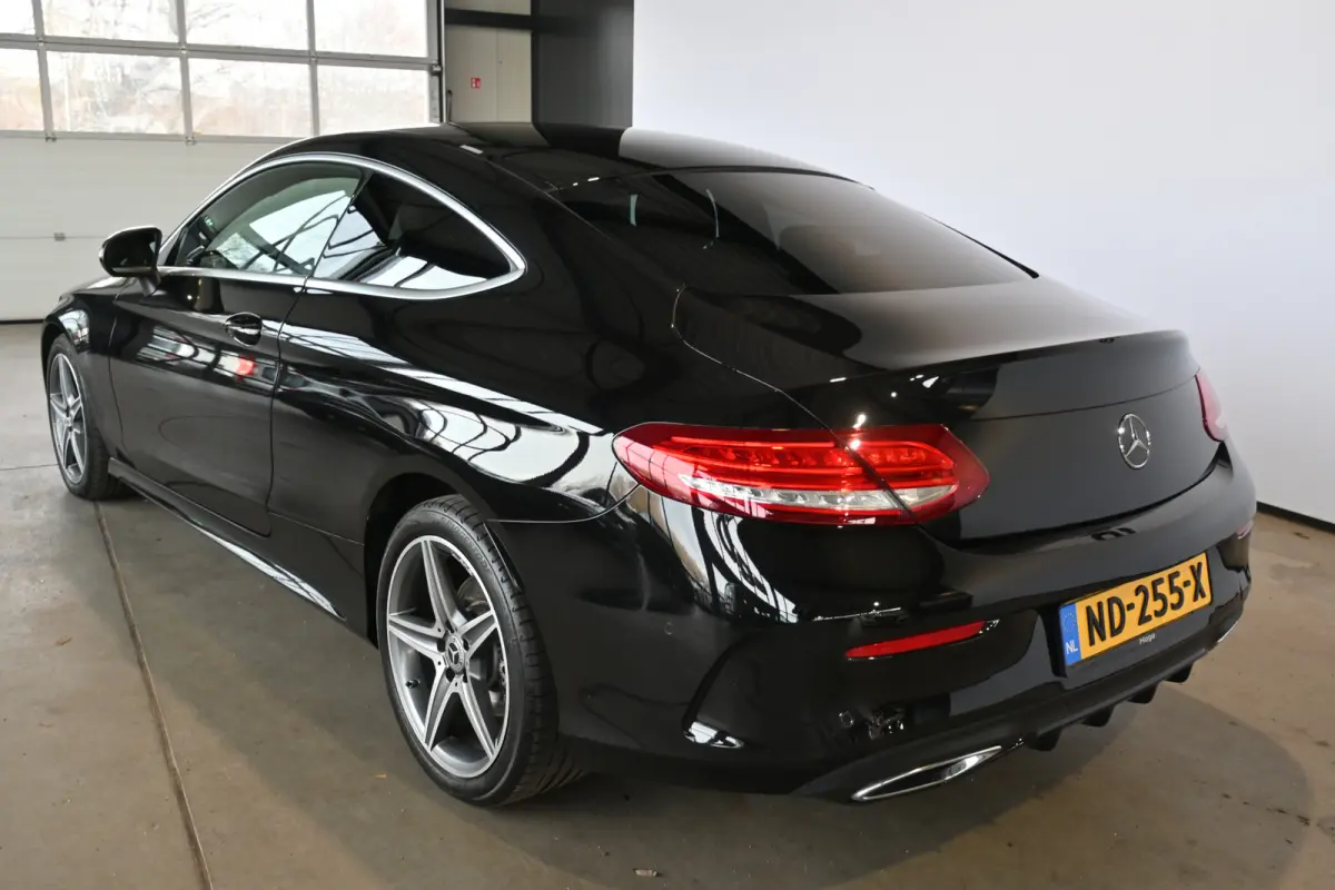 220 d Edition 1 Automaat Clima Navigatie Leder Stoelverwarming Rijklaarprijs Inruil Mogelijk!