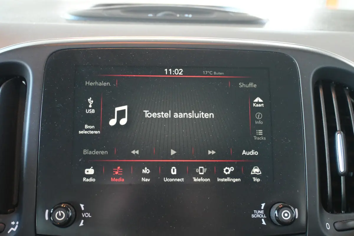 0.9 TwinAir Lounge Clima Panoramdak Cruise Control Goed Onderhouden! Inruil Mogelijk!