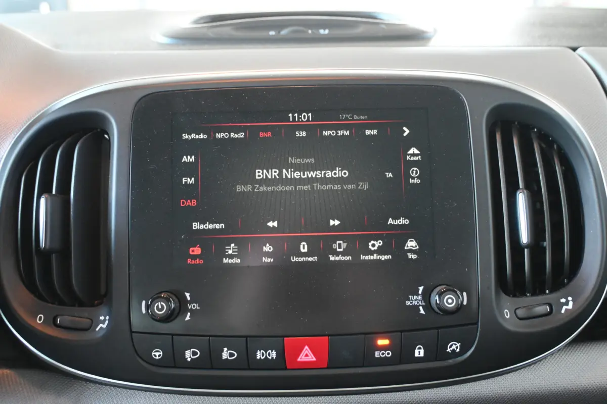 0.9 TwinAir Lounge Clima Panoramdak Cruise Control Goed Onderhouden! Inruil Mogelijk!