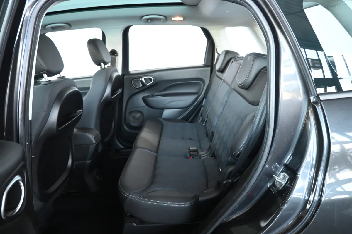 0.9 TwinAir Lounge Clima Panoramdak Cruise Control Goed Onderhouden! Inruil Mogelijk!