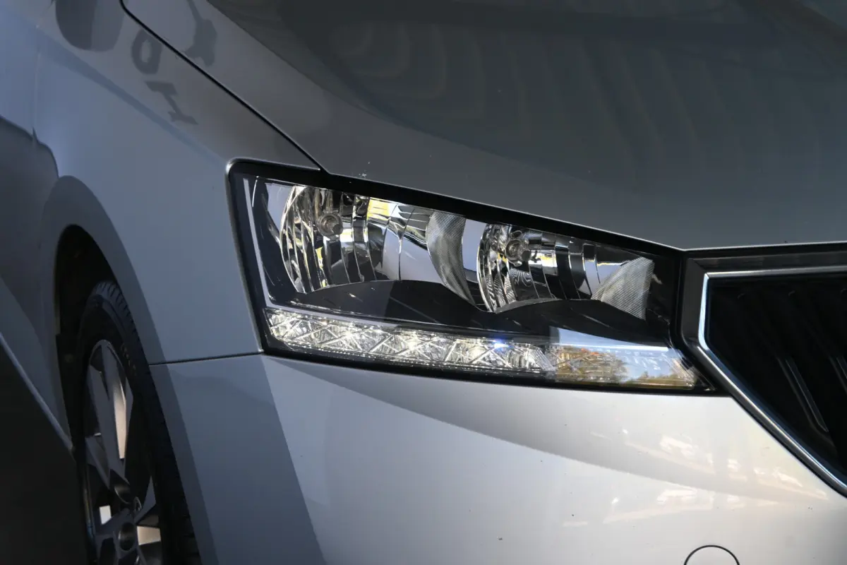 1.0 TSI Business Edition Airco Navigatie LED Cruise Control 1e Eigenaar Rijklaarprijs! Inruil Mogelijk!