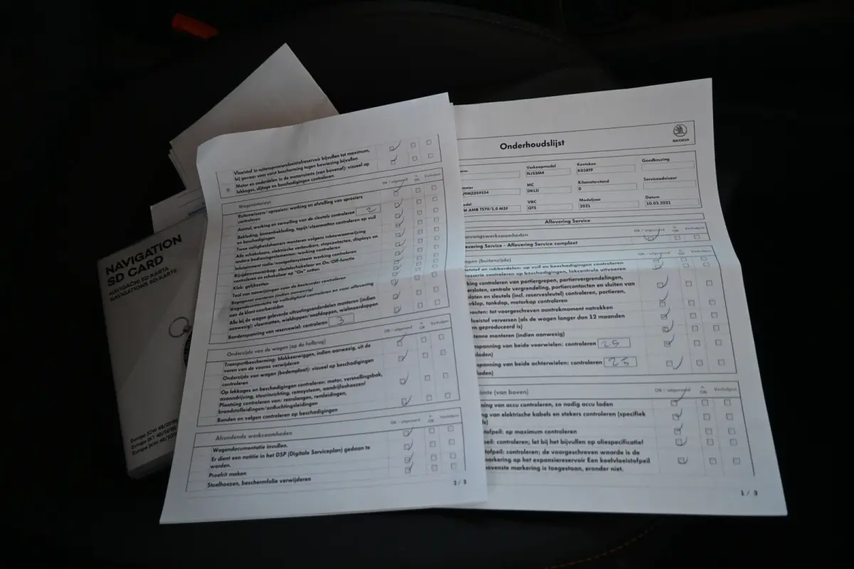1.0 TSI Business Edition Airco Navigatie LED Cruise Control 1e Eigenaar Rijklaarprijs! Inruil Mogelijk!