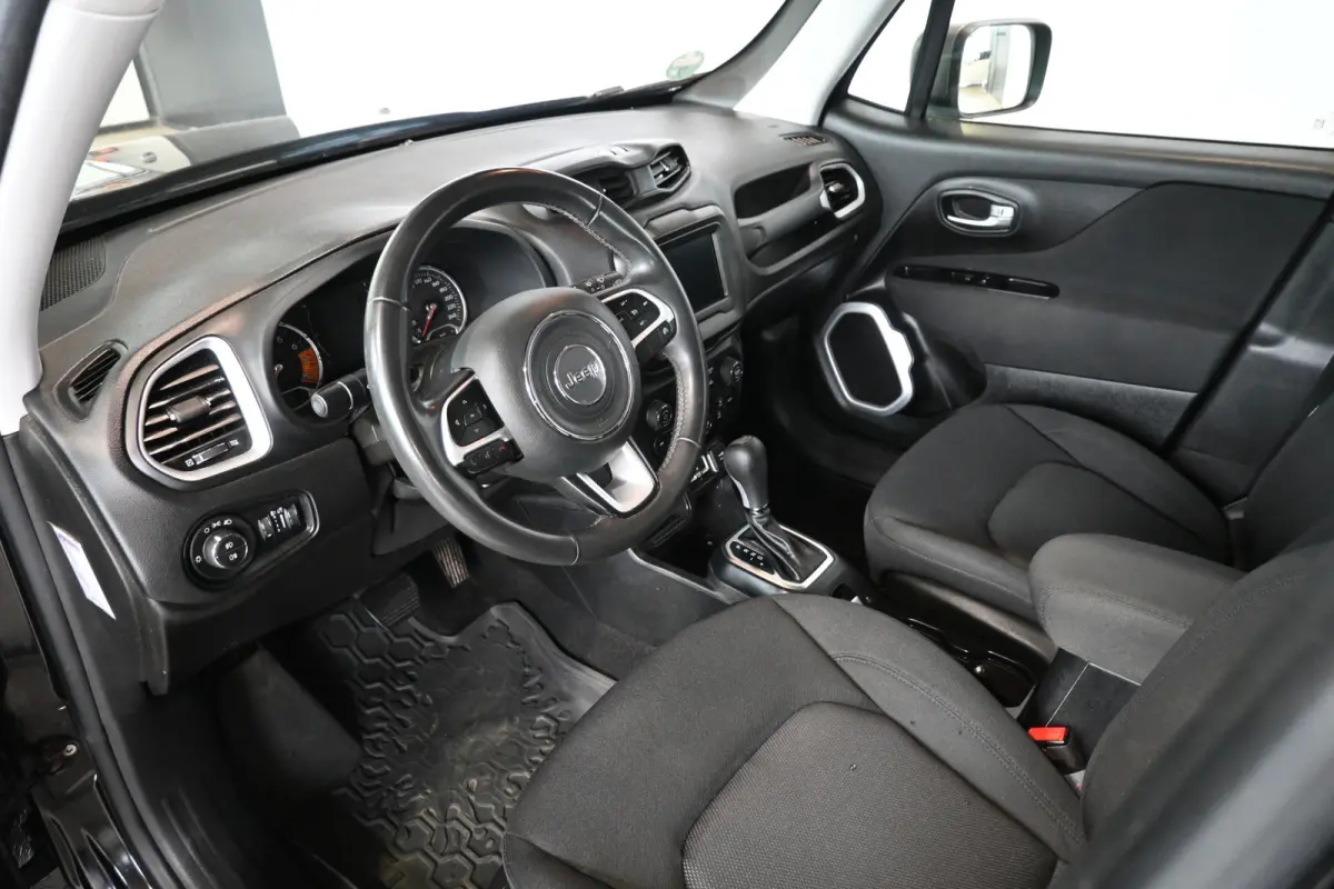 1.3T Limited Automaat Clima Carplay Cruise Control 1e Eigenaar Rijklaarprijs! Inruil Mogelijk!