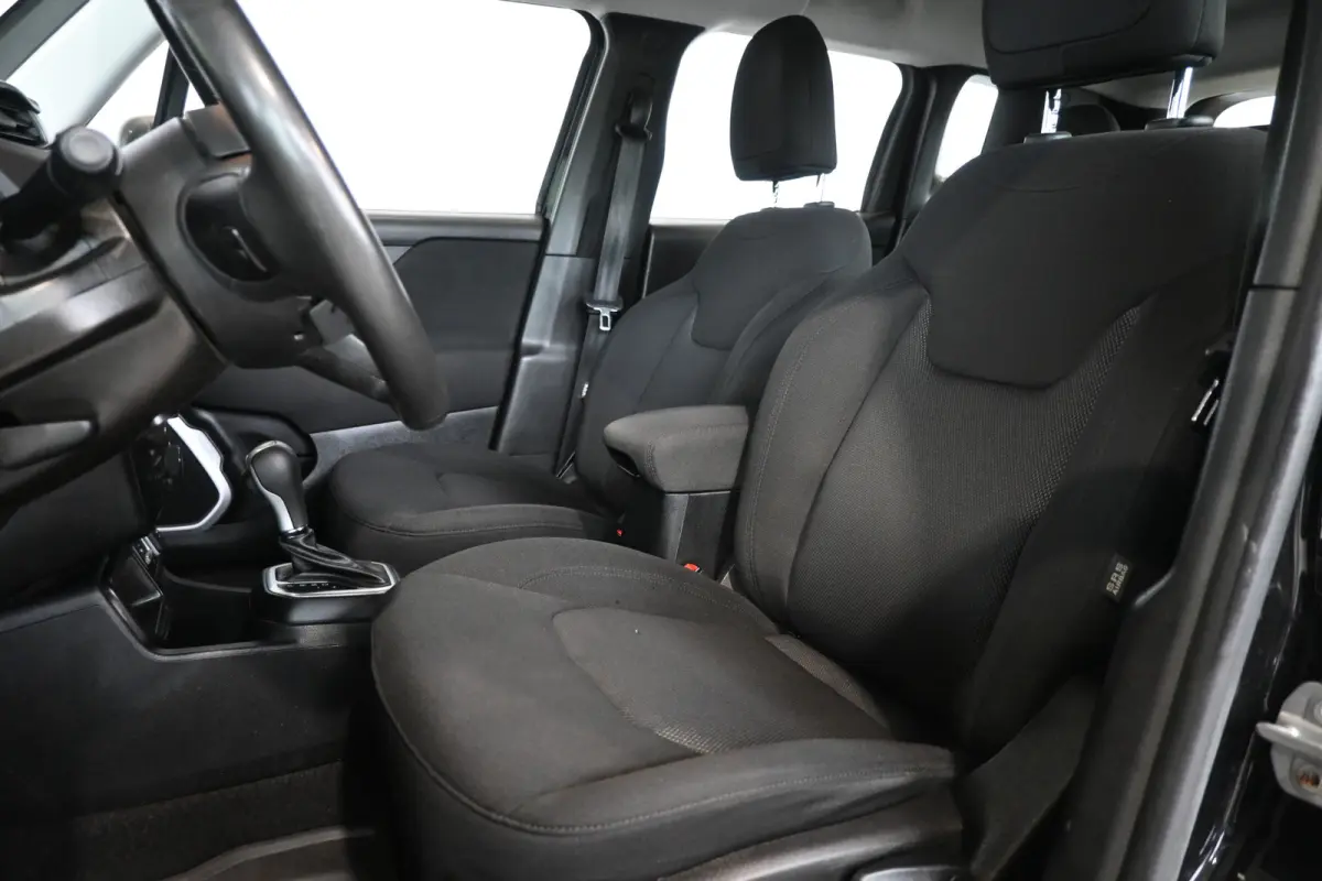 1.3T Limited Automaat Clima Carplay Cruise Control 1e Eigenaar Rijklaarprijs! Inruil Mogelijk!