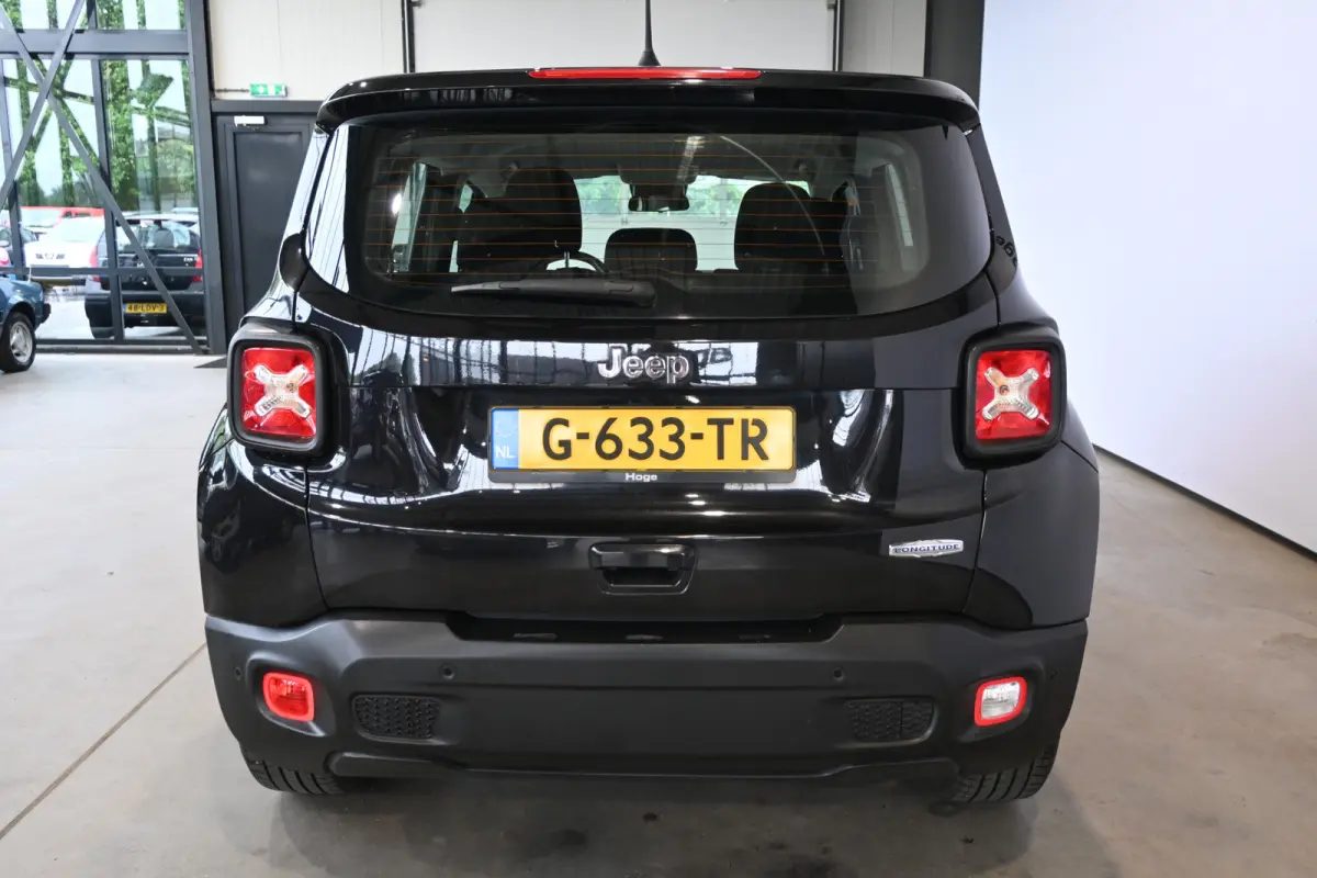 1.3T Limited Automaat Clima Carplay Cruise Control 1e Eigenaar Rijklaarprijs! Inruil Mogelijk!