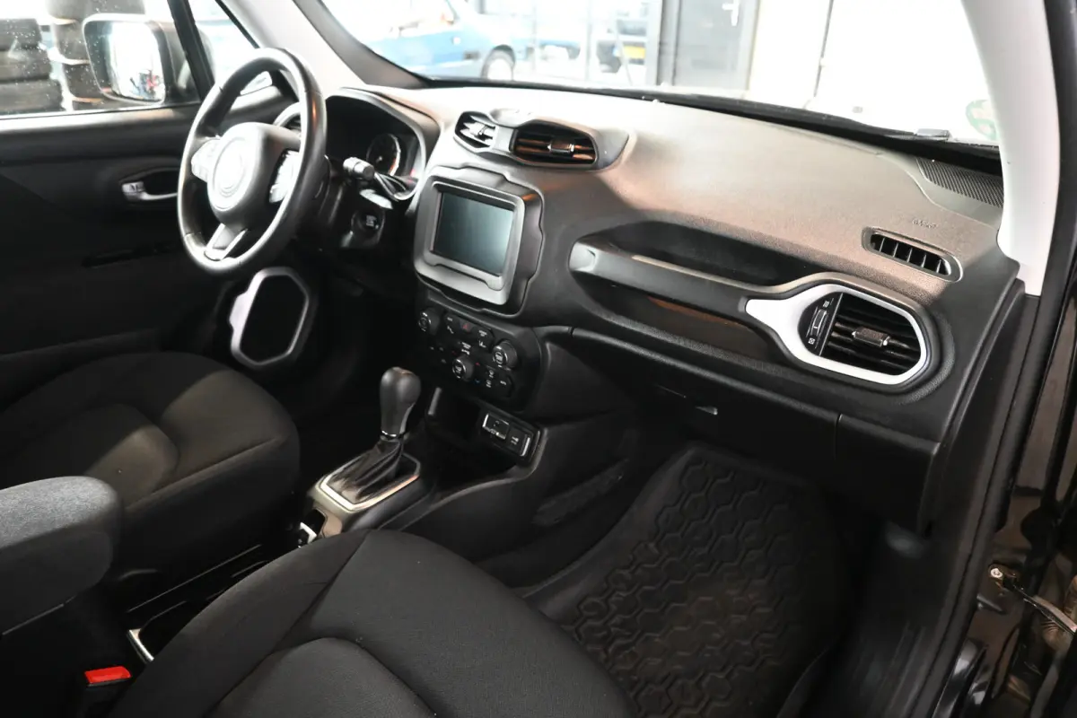 1.3T Limited Automaat Clima Carplay Cruise Control 1e Eigenaar Rijklaarprijs! Inruil Mogelijk!