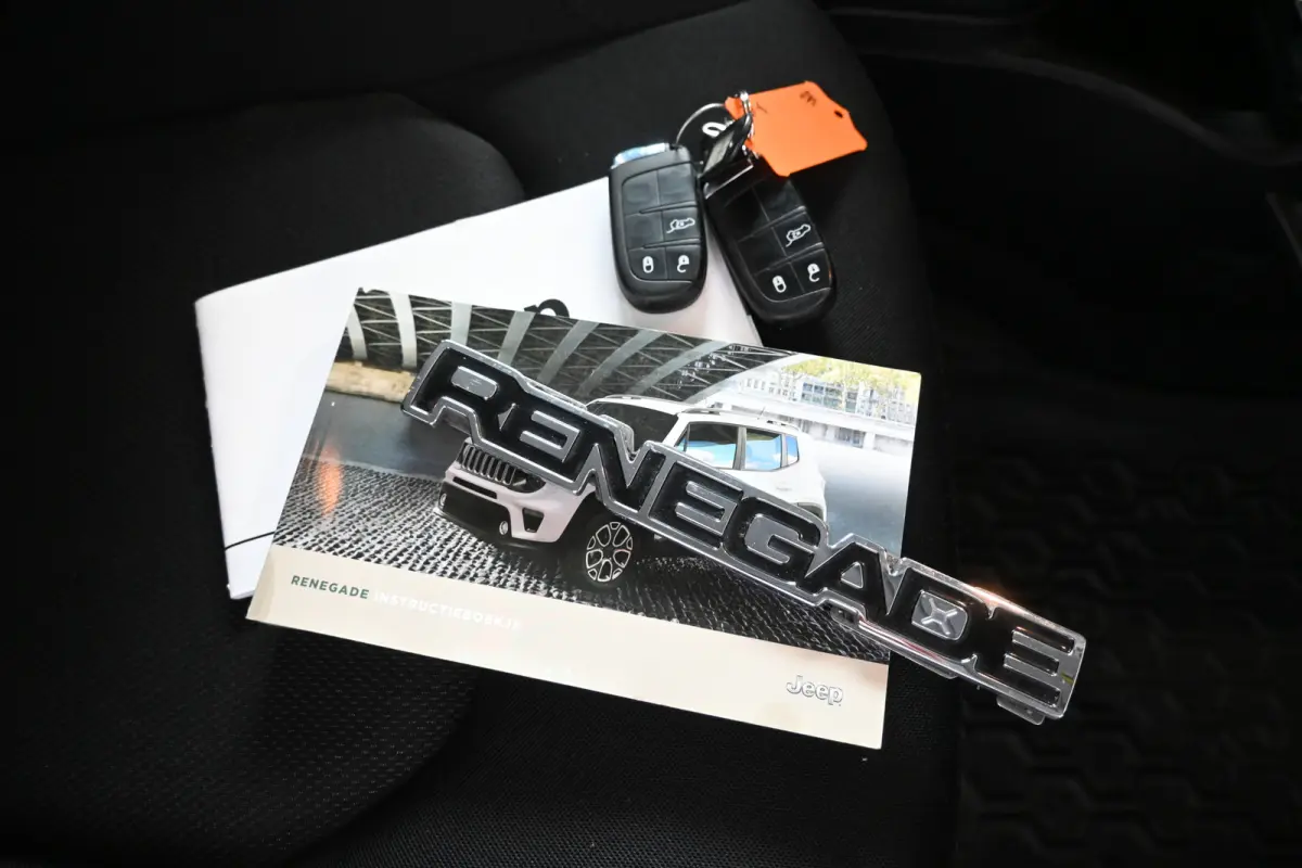 1.3T Limited Automaat Clima Carplay Cruise Control 1e Eigenaar Rijklaarprijs! Inruil Mogelijk!